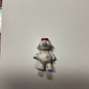 2002 Memory Lane Bellhop Pink-Spotted Elephant - Misfit Toys Rudolph Figure